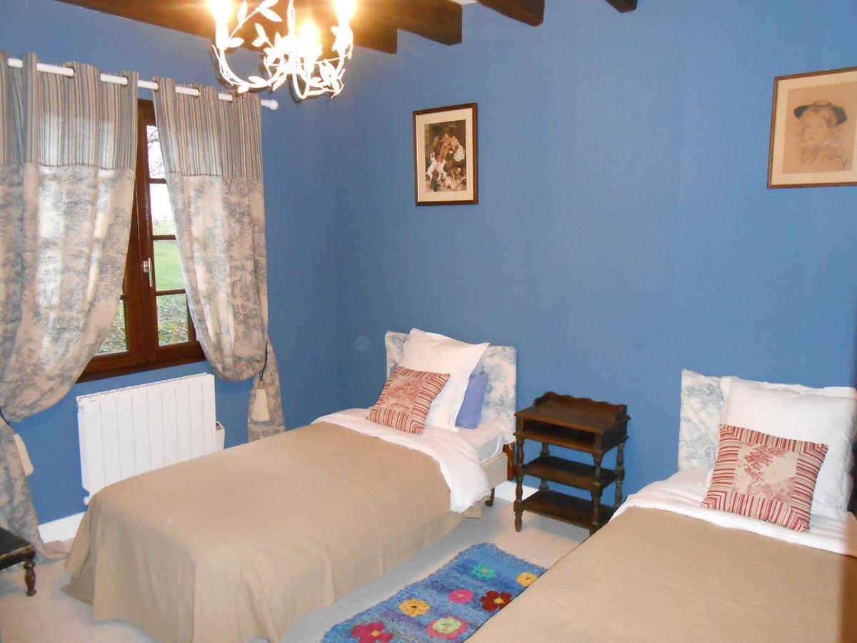 B&B La Ferme Des Bordes Pontlevoy Exteriör bild